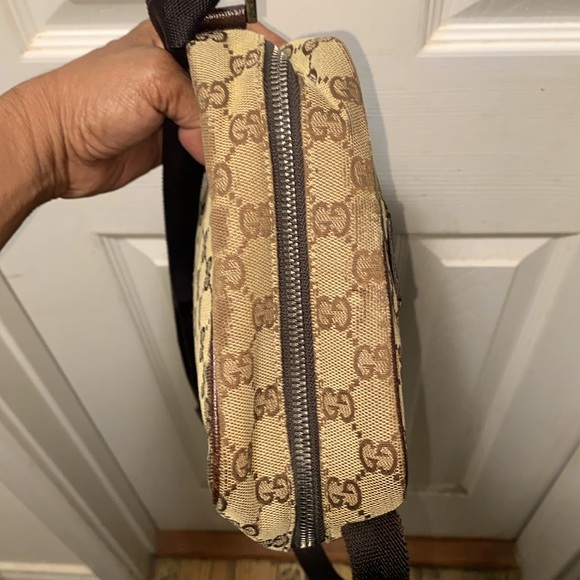 Aunthentic Gucci monogram crossbody (with COA) - Picture 10 of 15